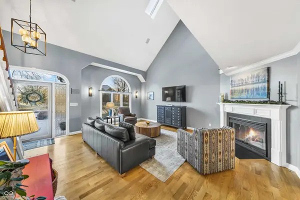 11254 Woods Bay LN, Indianapolis, IN 46236