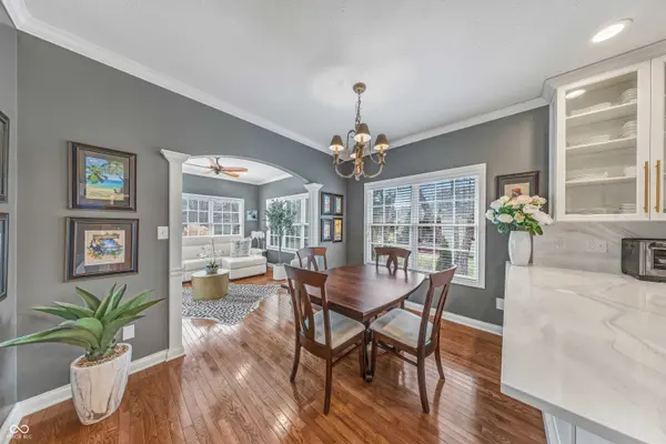 10093 Gemstone DR, Noblesville, IN 46060