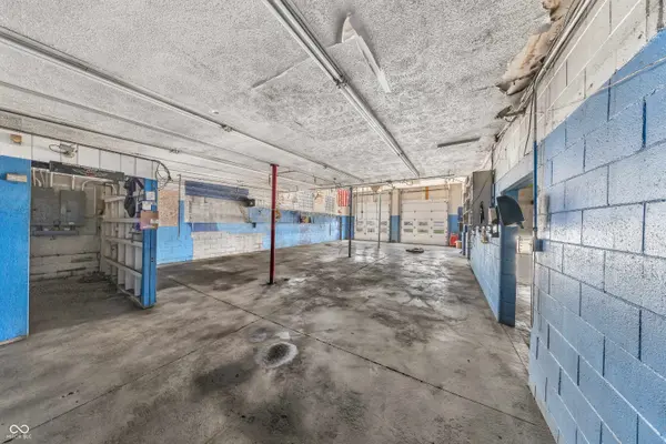 5982 W State Road 32, Anderson, IN 46011