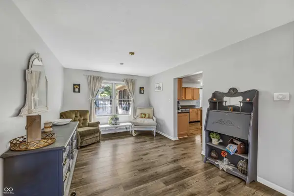 12231 Geist Cove DR, Indianapolis, IN 46236