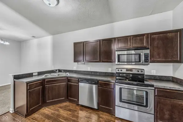 12030 Zircon LN #1000, Fishers, IN 46038