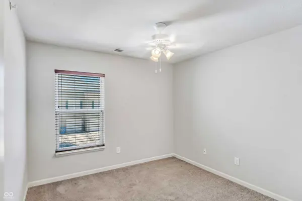 12030 Zircon LN #1000, Fishers, IN 46038