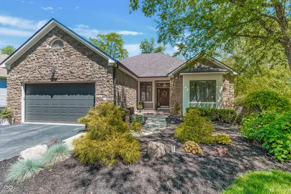 8061 Middle Bay LN, Indianapolis, IN 46236