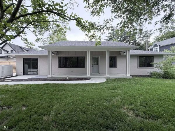 650 Mulberry ST, Zionsville, IN 46077