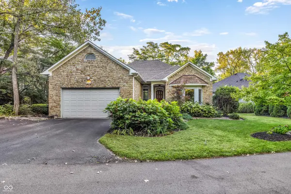 8069 Middle Bay LN, Indianapolis, IN 46236