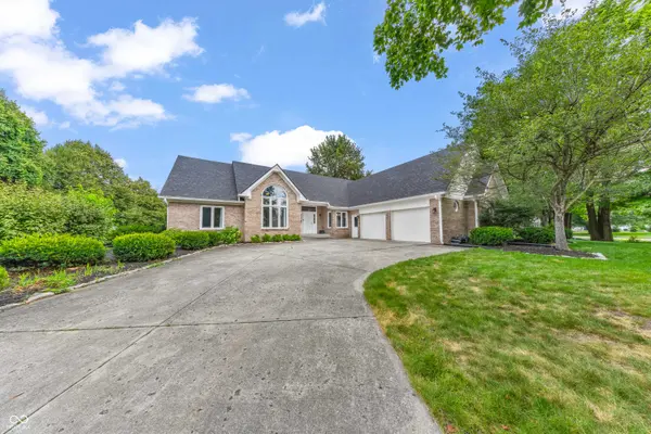 12521 Old Stone, Indianapolis, IN 46236