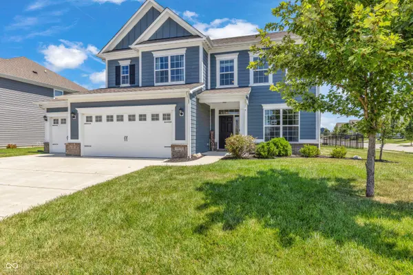 9875 Gallop LN, Fishers, IN 46040