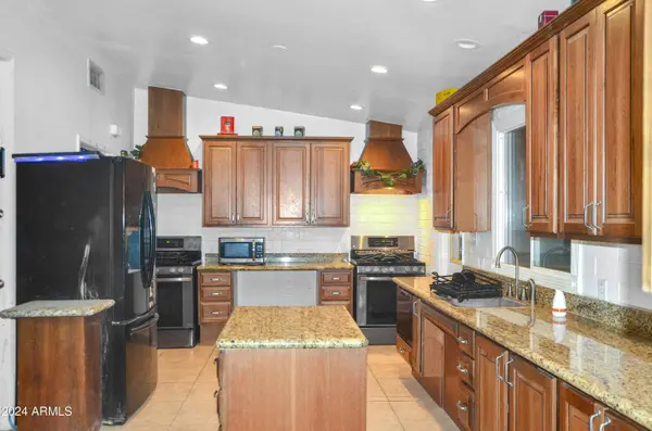 655 W CAROLINE Street, Coolidge, AZ 85128