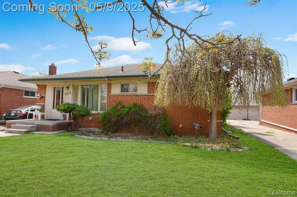 26081 Janet, Roseville, MI 48066