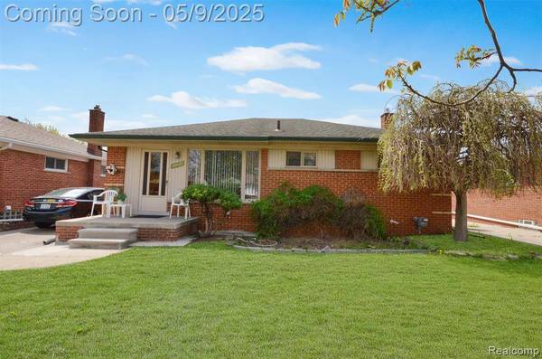 26081 Janet, Roseville, MI 48066