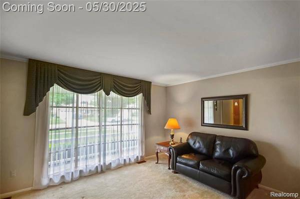 13936 Grove Park Drive, Sterling Heights, MI 48313