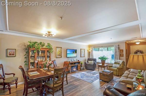 45507 Hidden View Court, Utica, MI 48315