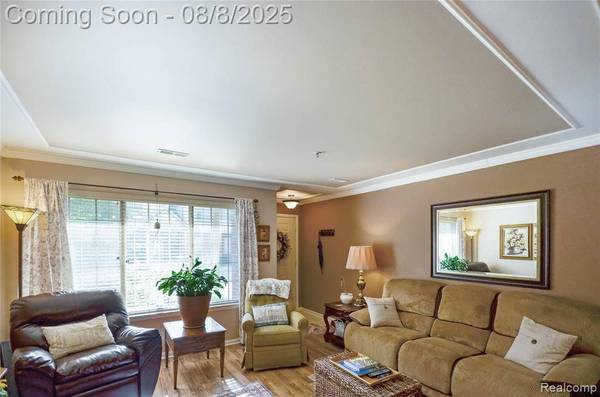 45507 Hidden View Court, Utica, MI 48315