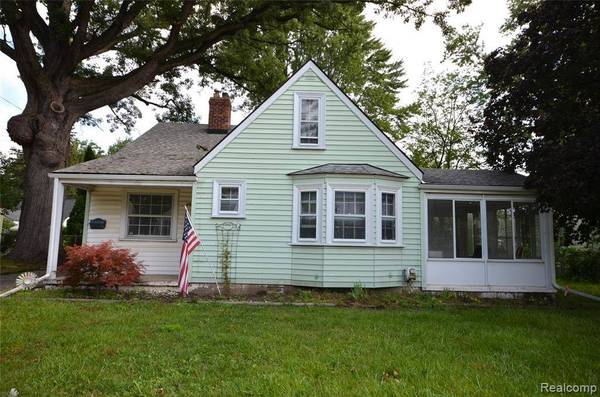 20711 Gaukler Street, St. Clair Shores, MI 48080