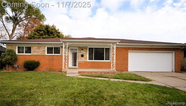 8565 Dale, Center Line, MI 48015