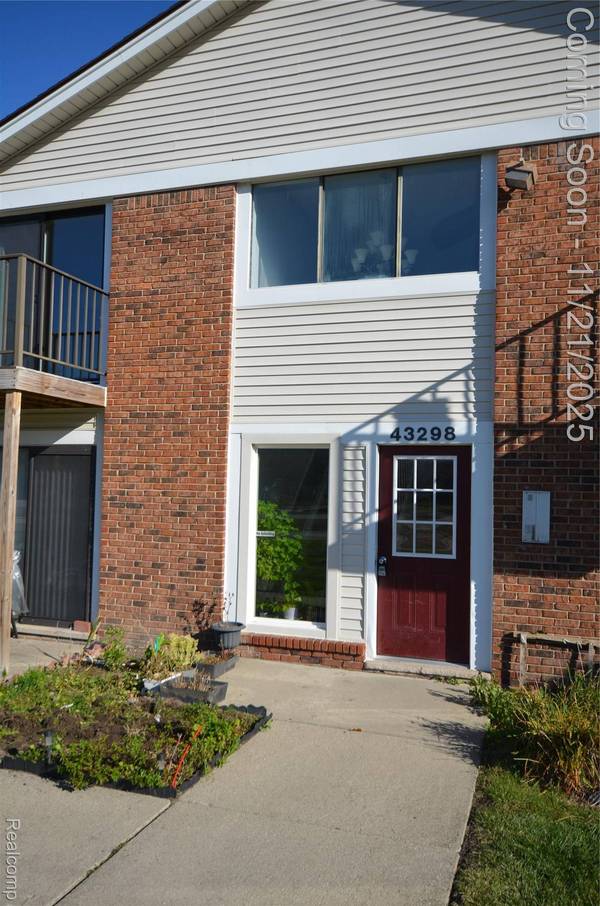 43298 Mound RD #40, Sterling Heights, MI 48314