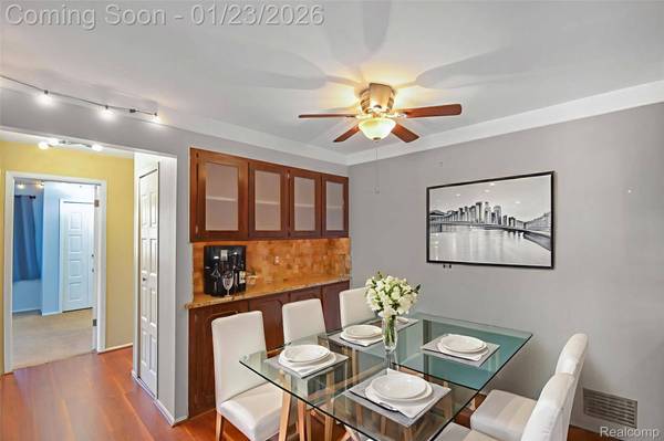 11750 15 Mile RD, Sterling Heights, MI 48312