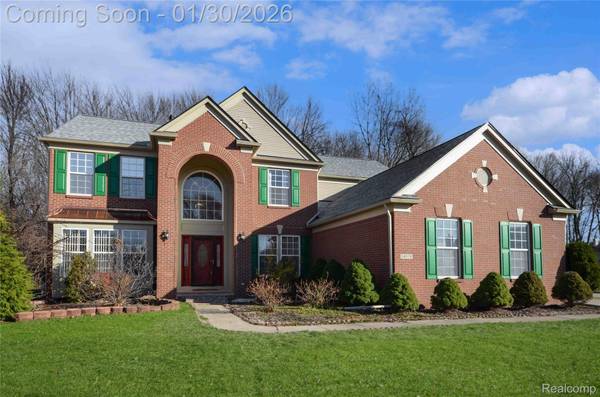 34376 Giannetti DR, Sterling Heights, MI 48312