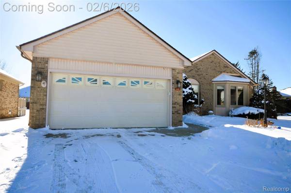 36291 Genuine Risk CT, Clinton Township, MI 48035