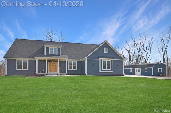 70336 Welding RD, Richmond Township, MI 48062