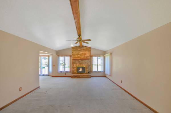 52598 Bordeaux Way, Shelby Twp, MI 48315-2508