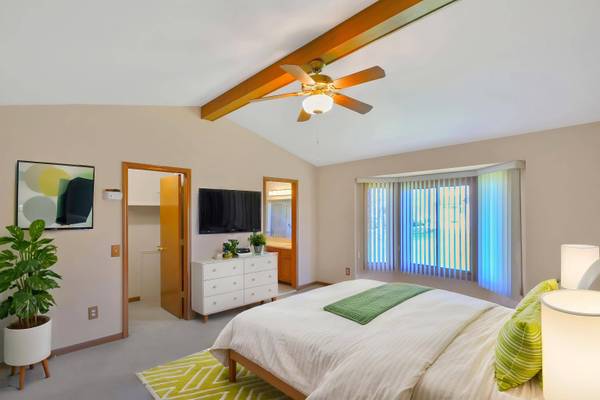 52598 Bordeaux Way, Shelby Twp, MI 48315-2508