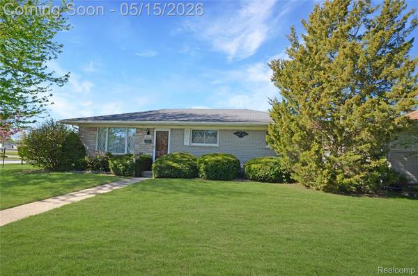 13017 Winona DR, Sterling Heights, MI 48312