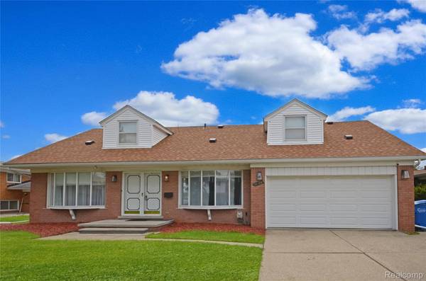 11188 Nancy DR, Warren, MI 48093