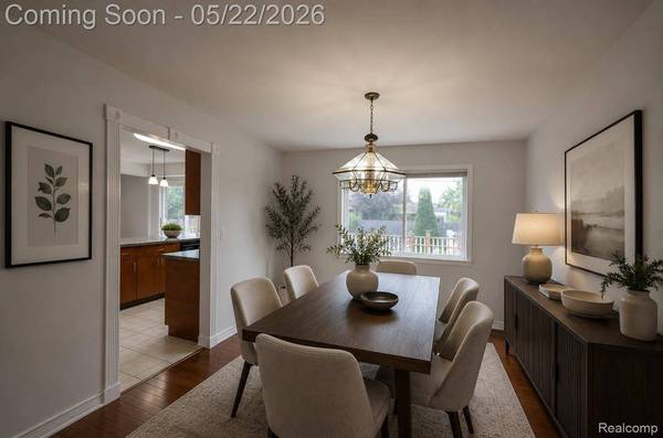 4048 Augustine DR, Sterling Heights, MI 48310