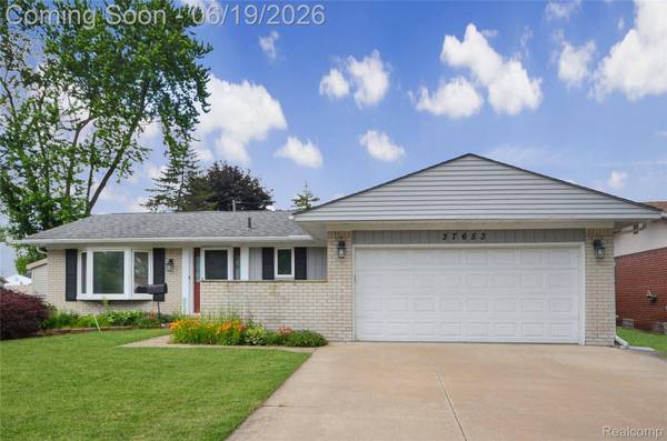 37653 Longacre DR, Sterling Heights, MI 48312