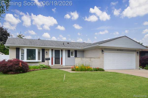 37653 Longacre DR, Sterling Heights, MI 48312