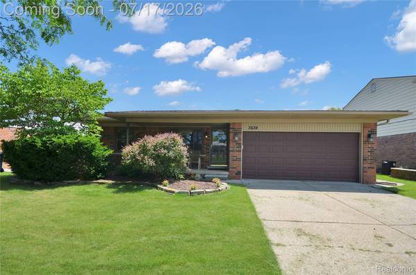 3634 Tracy DR, Sterling Heights, MI 48310