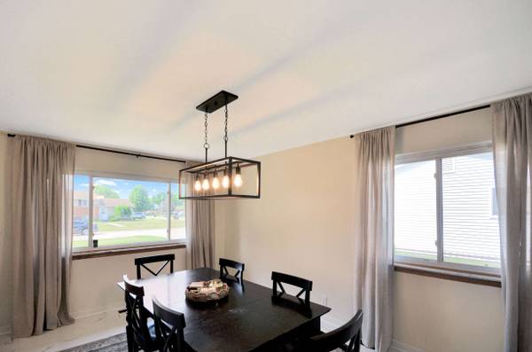 8573 San Marco Blvd, Sterling Heights, MI 48313-4858