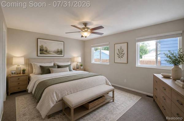 310 W Sonoma AVE, Hazel Park, MI 48030
