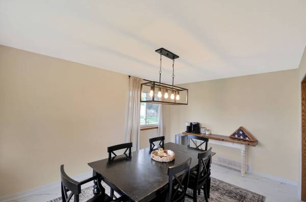 8573 San Marco Blvd, Sterling Heights, MI 48313-4858