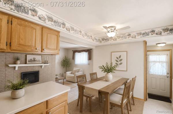 33509 Stonewood DR, Sterling Heights, MI 48312