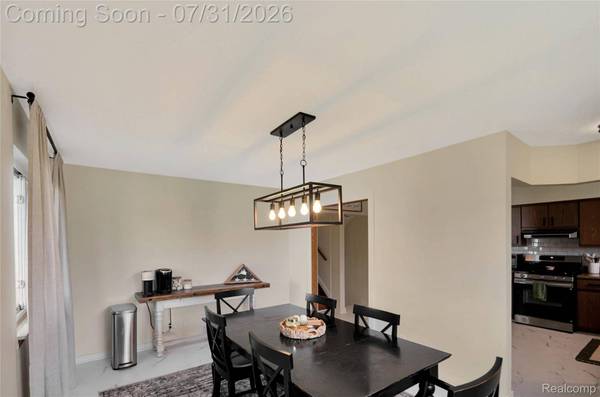 8573 San Marco BLVD, Sterling Heights, MI 48313