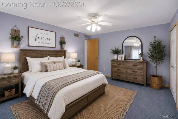 2061 Michael DR, Sterling Heights, MI 48310