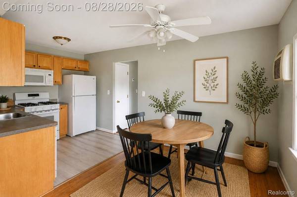 11410 Canal RD #205, Sterling Heights, MI 48314
