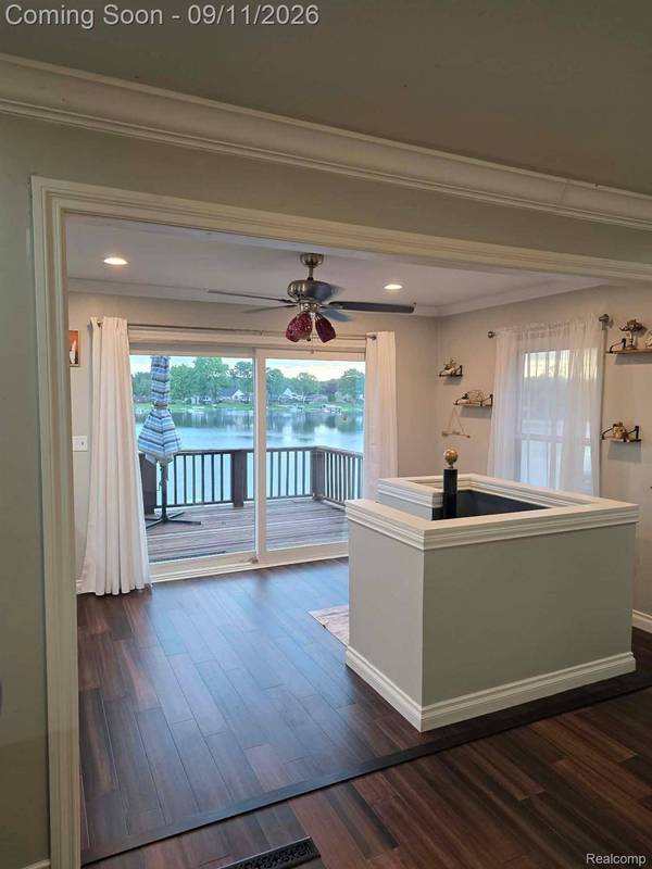 503 Horner DR, Oxford Charter Township, MI 48371