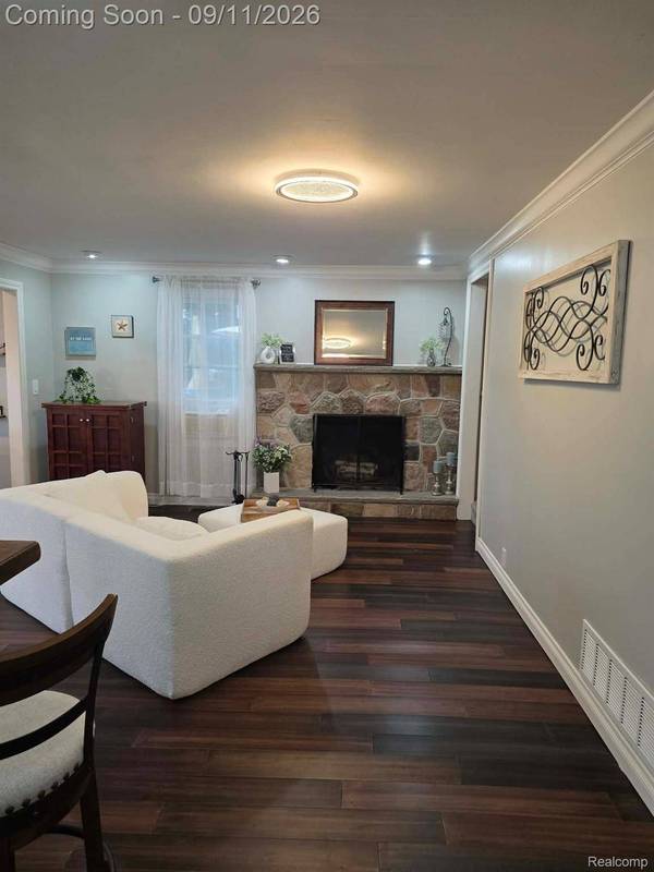 503 Horner DR, Oxford Charter Township, MI 48371