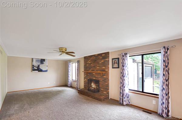 3551 Chippendale DR, Sterling Heights, MI 48310