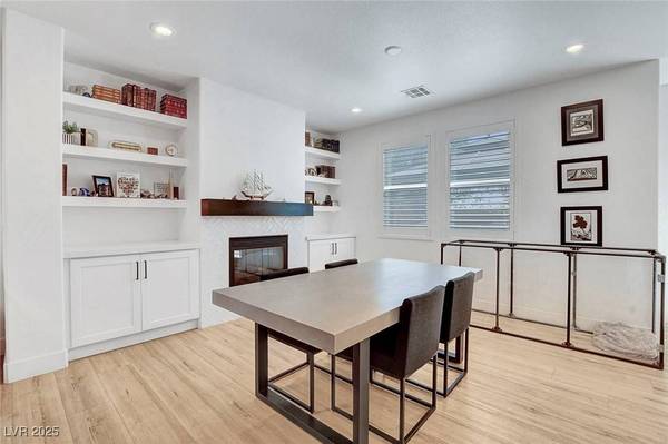 3310 Hillside Garden DR, Las Vegas, NV 89135