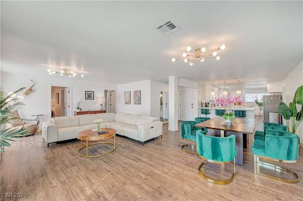 1305 S 16th ST, Las Vegas, NV 89104