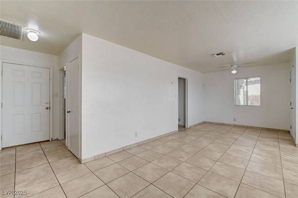 1313 Pauline WAY, Las Vegas, NV 89104