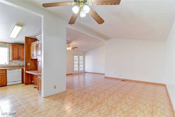 5540 Hobble Creek DR, Las Vegas, NV 89120