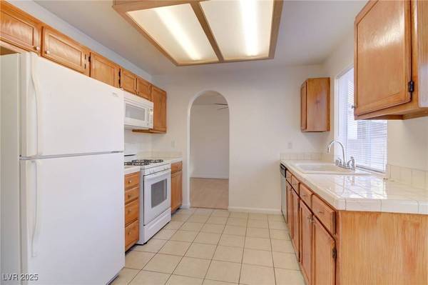 2616 Island Brook DR, Las Vegas, NV 89108