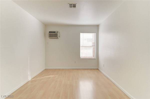 2616 Island Brook DR, Las Vegas, NV 89108