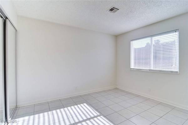 3969 Florrie CIR, Las Vegas, NV 89121