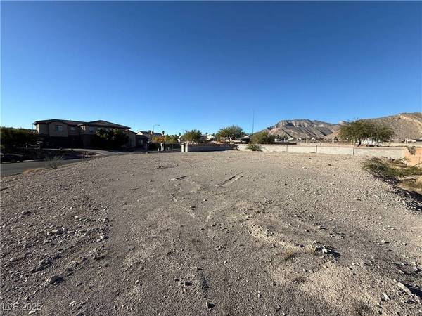 4040 N Tee Pee LN, Las Vegas, NV 89129